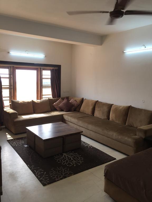 Belmont Puri Villa Buitenkant foto